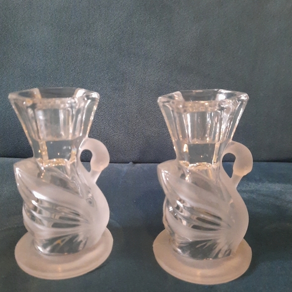 PartyLite White Candle Holders with Elegant Accents - Picture 9 of 11